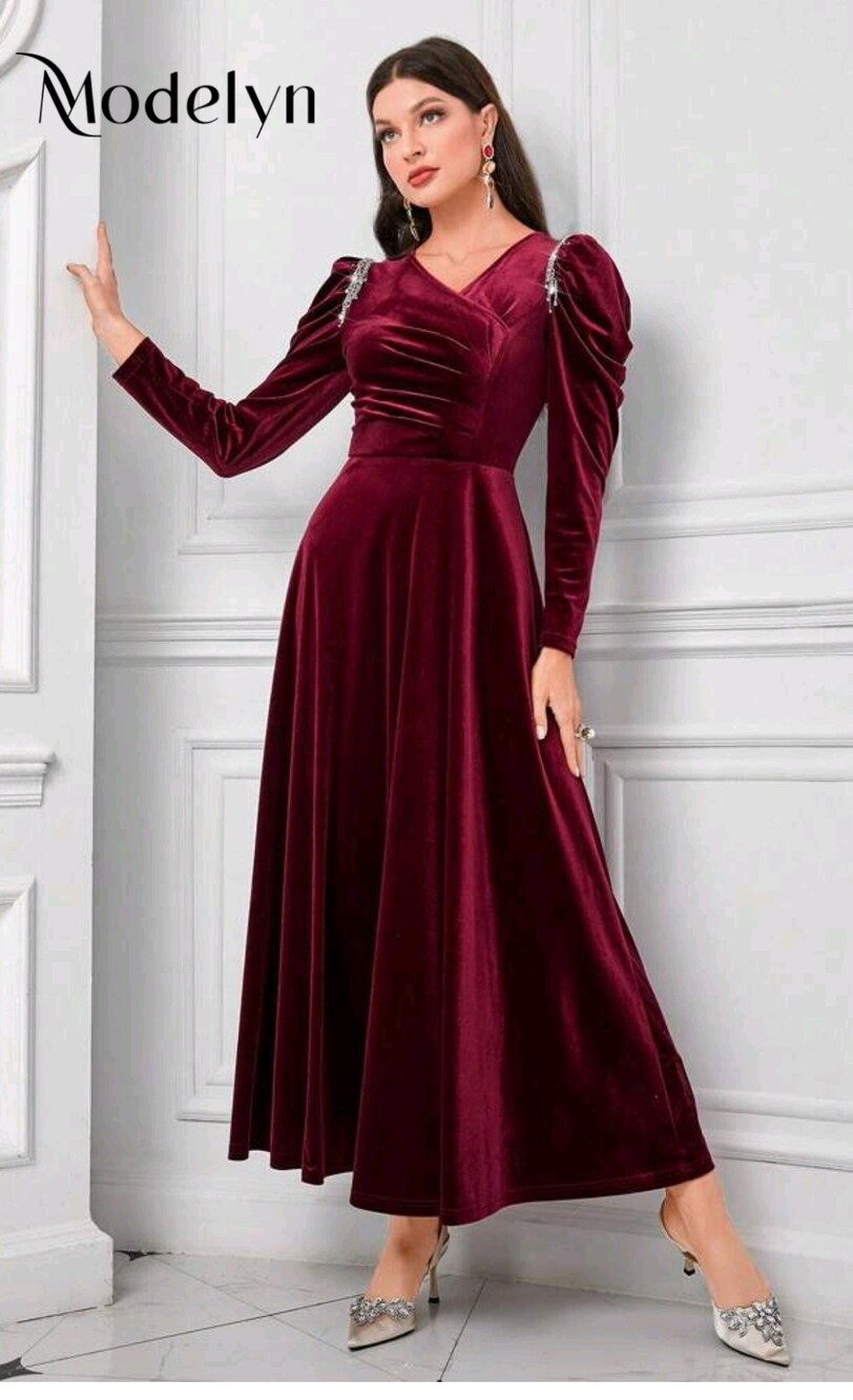 SHEIN Velvet Maxi Dress in Burgundy Size Medium